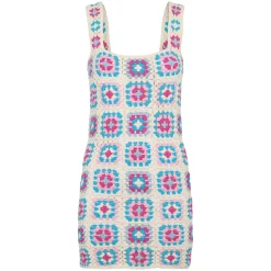 Abito da donna all'uncinetto multicolore
