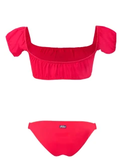 Bikini rosso con spalle scoperte