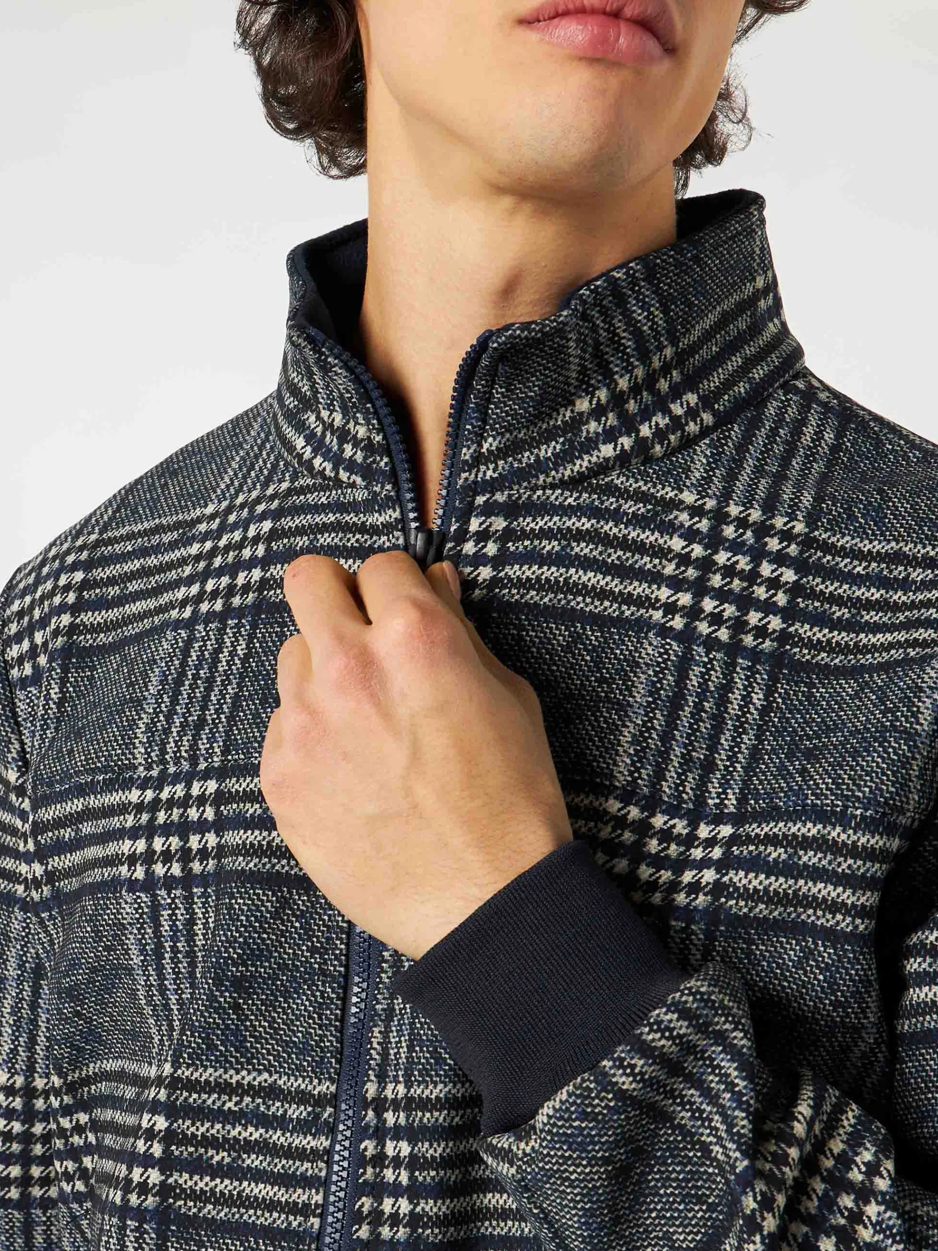 Bomber da uomo di peso medio in Principe di Galles