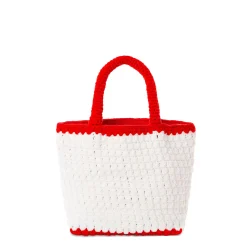 Borsa all'uncinetto con ricamo a cuore