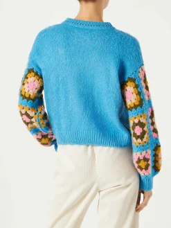 Girocollo da donna ultra morbido con maniche lavorate all'uncinetto