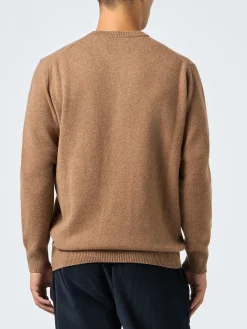 Maglia da uomo girocollo color cammello con ricamo St. Barth