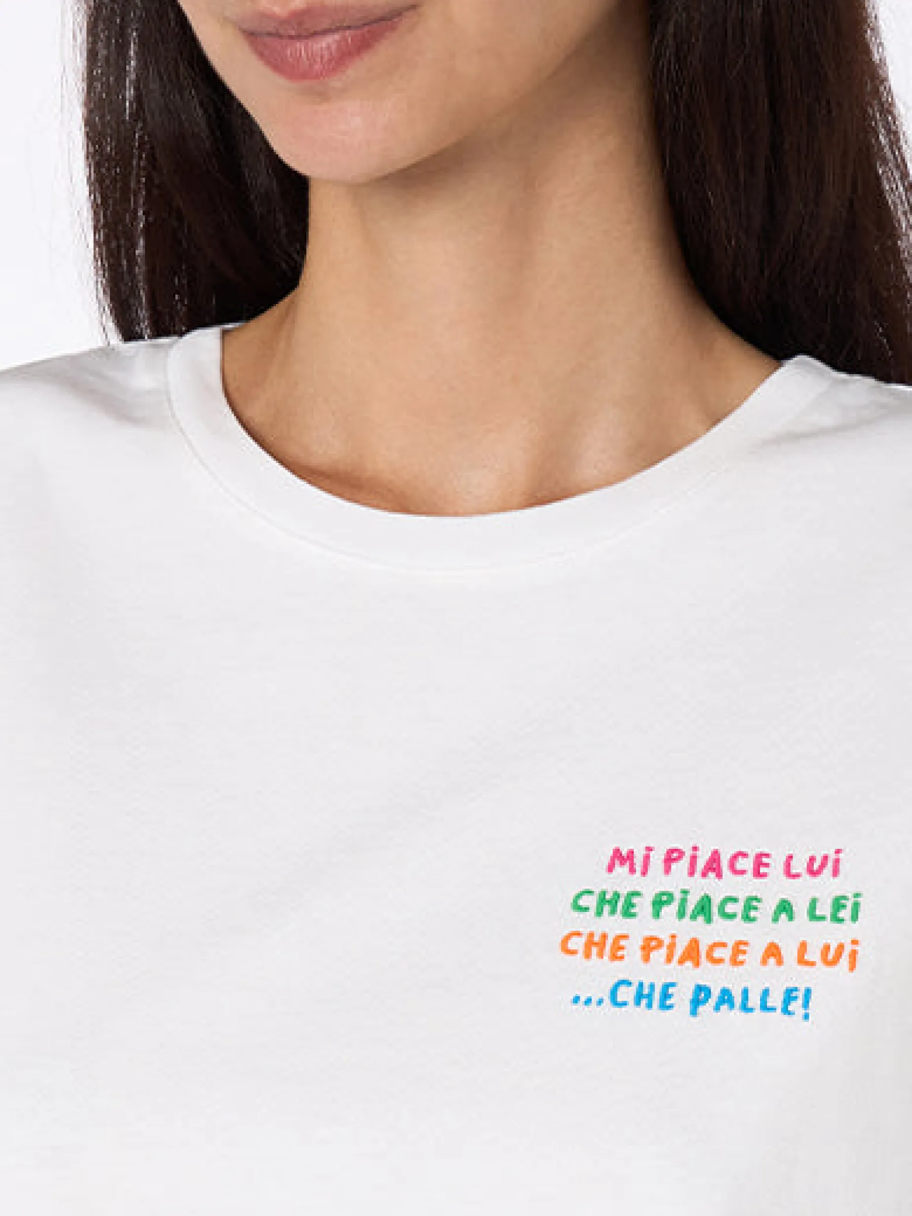 T-shirt girocollo in jersey di cotone bianco da donna Emiilie con ricamo Mi piace lui...