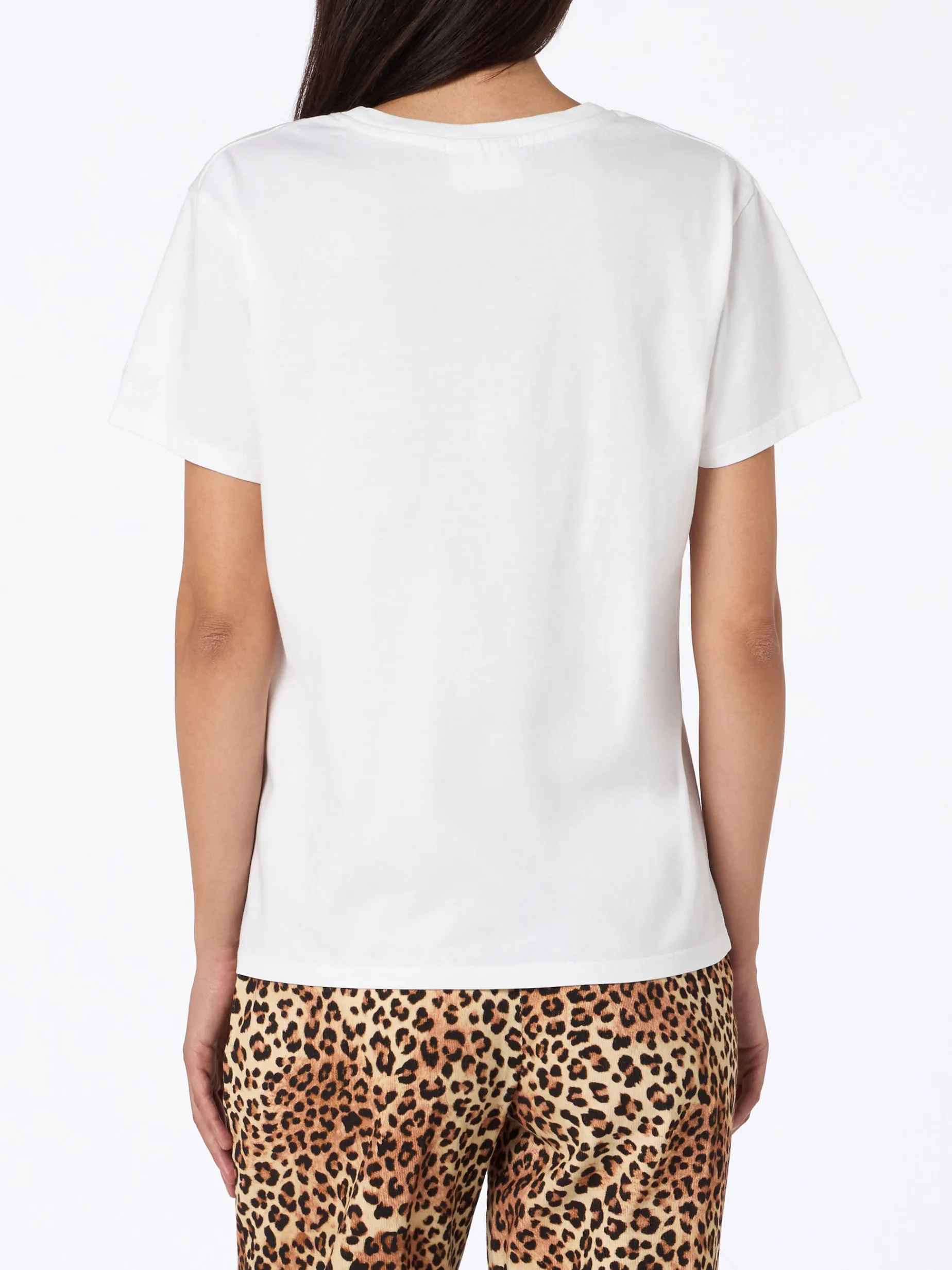 T-shirt girocollo in jersey di cotone bianco da donna Emiilie con ricamo Mi piace lui...